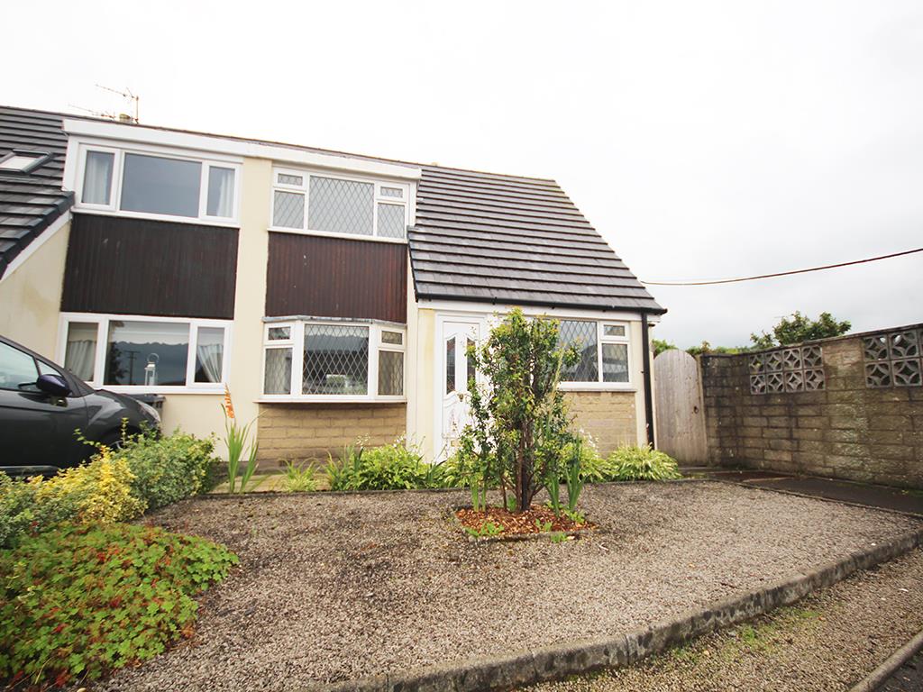 3 bedroom semi-detached house To Let in Barnoldswick - IMG_2899.jpg